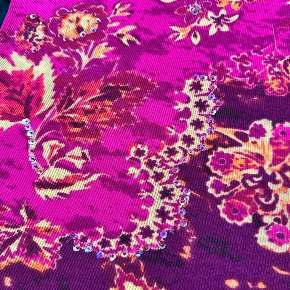 Victoria Jones Y2K Pink and Orange Floral Tank Top with Sequins - Picture 5 of 7